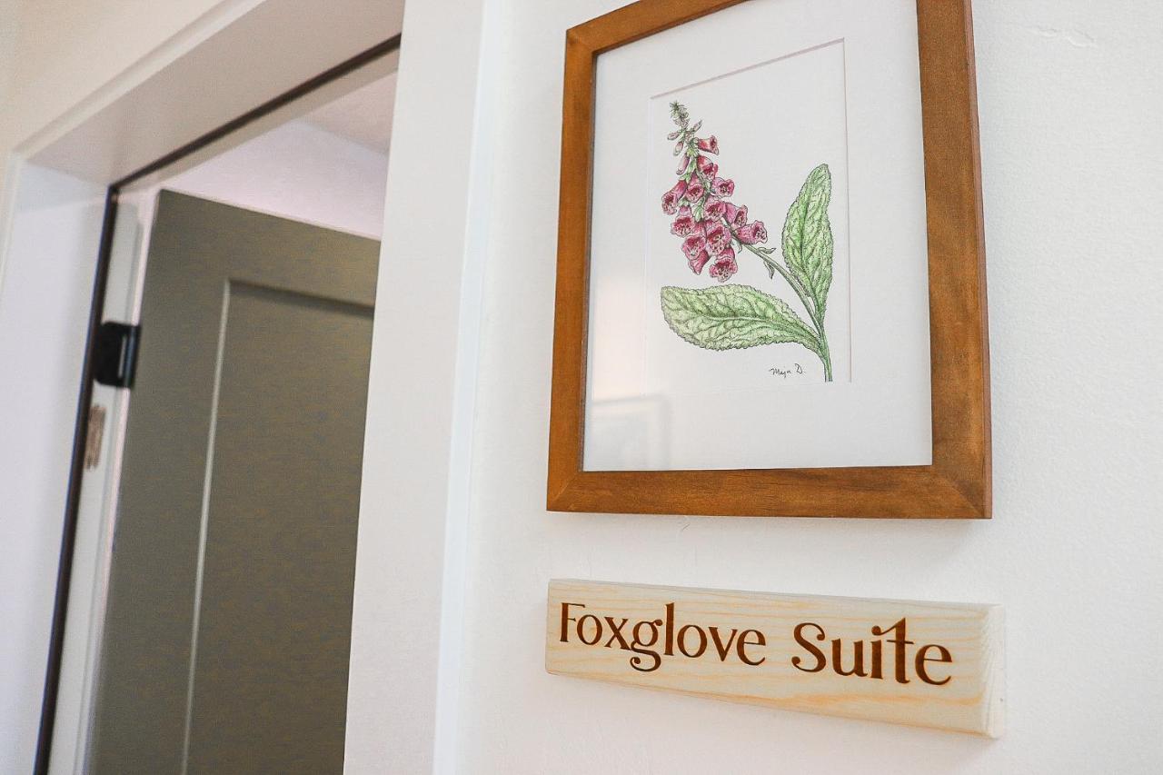 גולד ביץ' Foxglove Suite At The Wildflower Inn מראה חיצוני תמונה