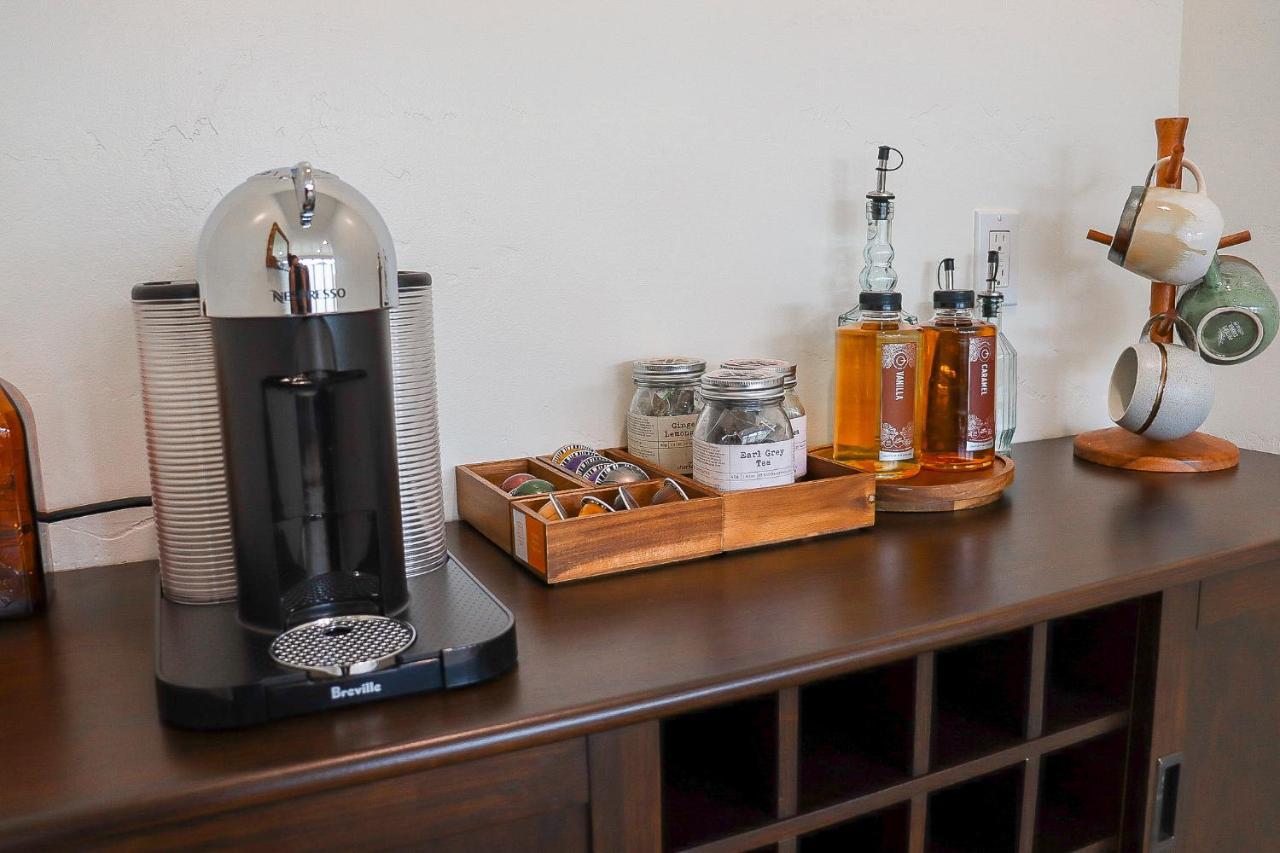 גולד ביץ' Foxglove Suite At The Wildflower Inn מראה חיצוני תמונה